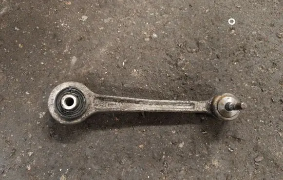 BMW X5 E53 Rear control arm