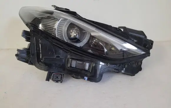 Mazda 3 Headlight/headlamp BCJH51030 B0L567890