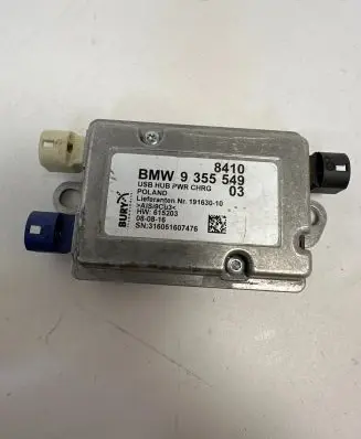 BMW M5 F90 USB socket connector 9355549 0615203 19163010