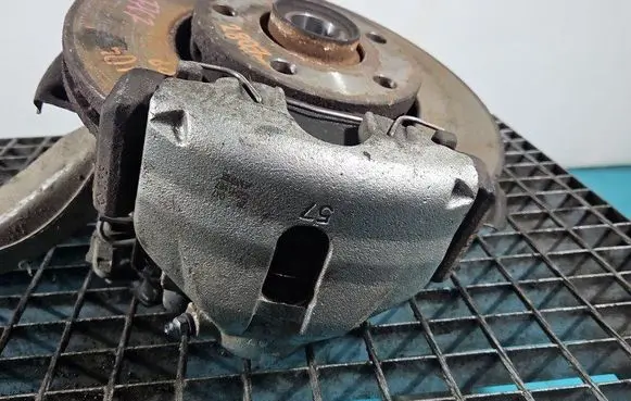 Front brake caliper