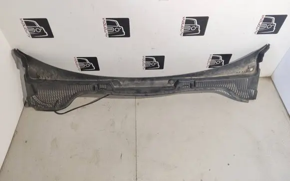 Skoda Octavia Mk2 (1Z) Wiper trim 1Z1819415F 1Z2819415F