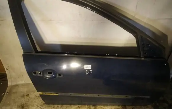 Renault Laguna III Front door melynos