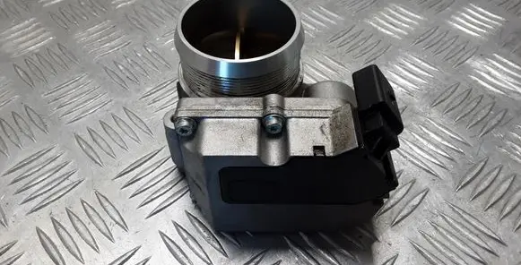 Audi A4 Allroad Electric throttle body valve 703703750 18T363