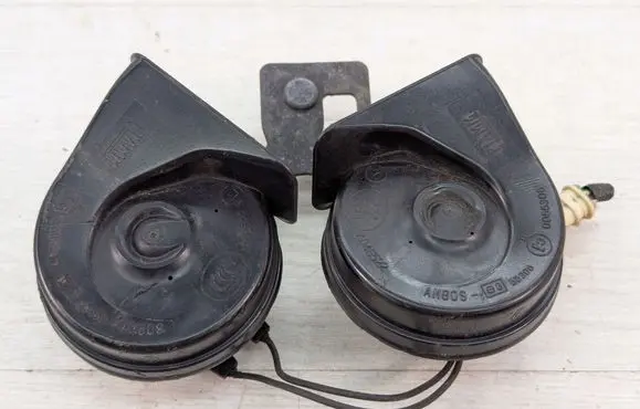 Renault Megane III Horn signal 256106284R