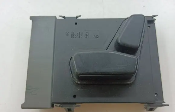 Jeep Grand Cherokee (WK) Seat control switch 03461141