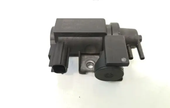 Lexus IS 220D-250-350 Turbo solenoid valve 258190R011 70051308