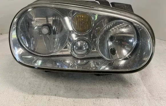Volkswagen Golf IV Headlight/headlamp 1J1941016B 67742020 011B5163