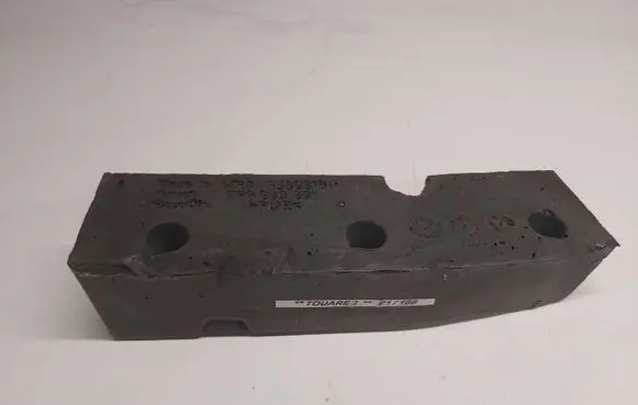Volkswagen Touareg II Other trunk/boot trim element 7P0863801
