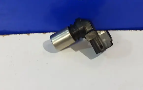 Volvo XC90 Crankshaft position sensor 31331765 30713485