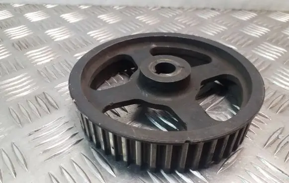 Hyundai Galloper Fuel pump gear (pulley) 