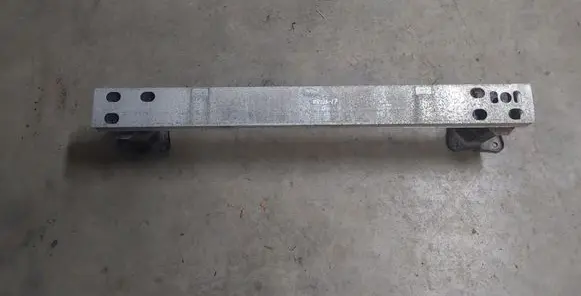 Toyota Prius (XW50) Rear bumper cross member 