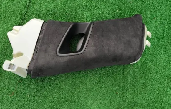 Audi Q7 4M (A) pillar trim 4M0867288E