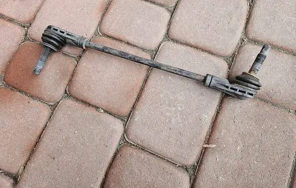 Opel Astra K Front anti-roll bar/stabilizer link 42705813