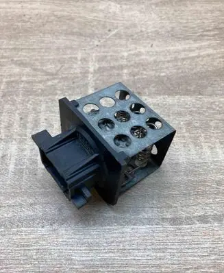 Renault Laguna I Heater blower motor/fan resistor 9C01U