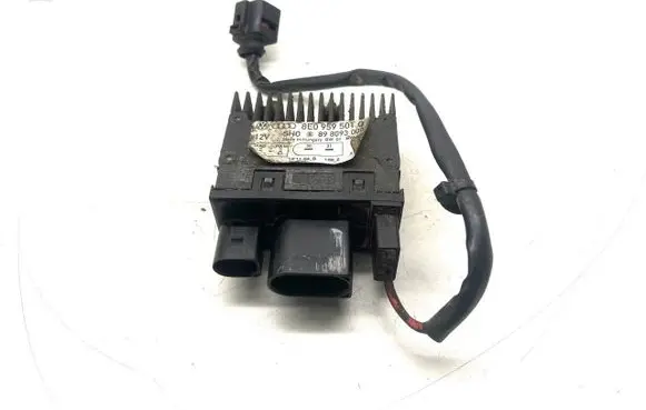 Audi A4 S4 B7 8E 8H Coolant fan relay 8E0959501Q 898093000