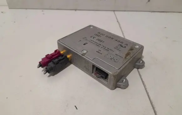 Audi A6 S6 C6 4F Antenna control unit 8J0035456A 035240 11601212