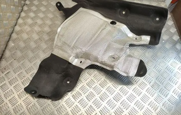 Dacia Sandero Heat shield in engine bay 379007944R