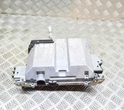 Tesla Model 3 Air suspension control unit module (rear) 111818200K 110033500E