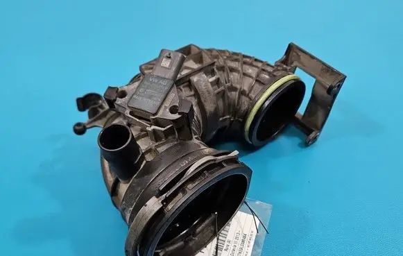 Skoda Octavia Mk3 (5E) Intercooler hose/pipe 04E906051H IMPRK1576887
