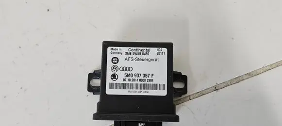 Volkswagen Sharan Light module LCM 5WK50466 0710201400082994 5M0907357F