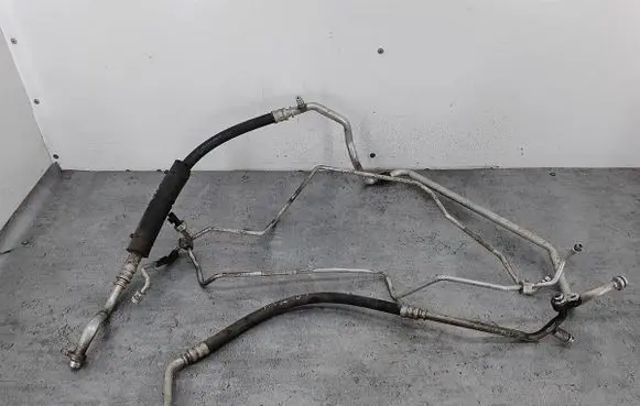 Air conditioning (A/C) pipe/hose