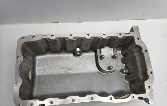 Volkswagen Golf IV Oil sump 