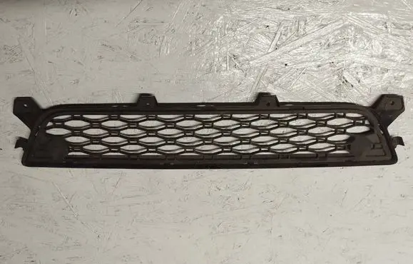 Volvo XC60 Front bumper lower grill 30763423 30763422