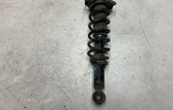 Toyota Corolla Verso AR10 Rear shock absorber with coil spring 311922