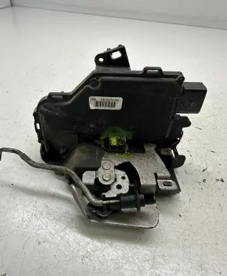 Audi A6 S6 C5 4B Front door lock 4B1837016G