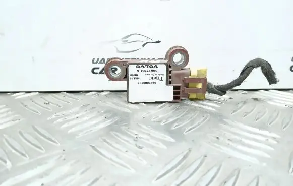 Volvo S40, V40 Airbag deployment crash/impact sensor B992800127