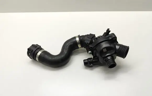 BMW 5 E60 E61 Thermostat 7536655 7565780 17127565780