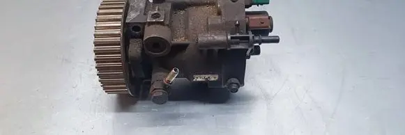 Nissan Micra Fuel injection high pressure pump 8200379376