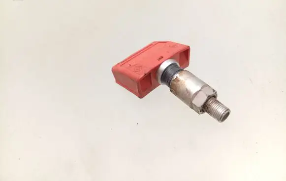 Dacia Sandero II Tire pressure sensor 8200924614