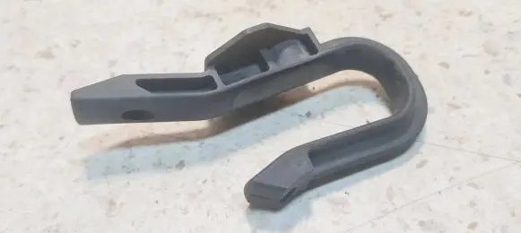 Opel Zafira A Radiator mount bracket 09202247