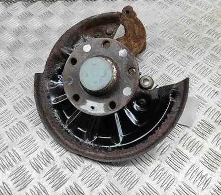 Volkswagen Golf VII Rear wheel hub 5Q0505435F