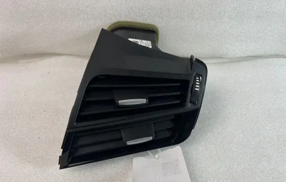 Dashboard side air vent grill/cover trim