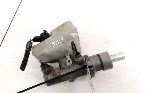 Ford Mondeo MK I Master brake cylinder