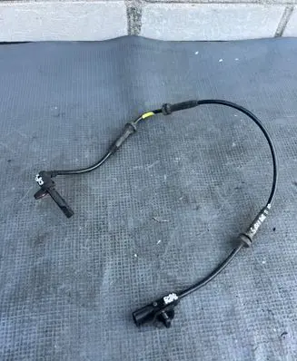 Dacia Sandero ABS brake wheel speed sensor 479104225R