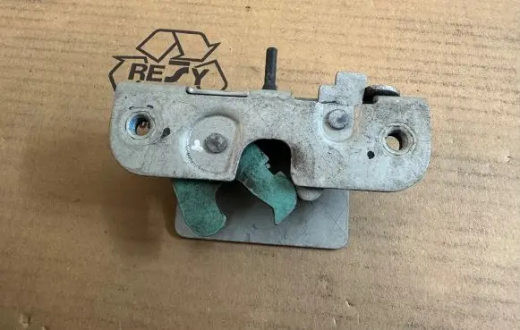 Ford Ranger IV Tailgate lock latch 
