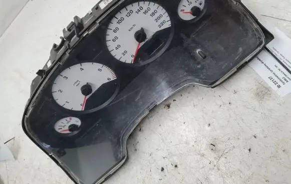 Speedometer (instrument cluster)