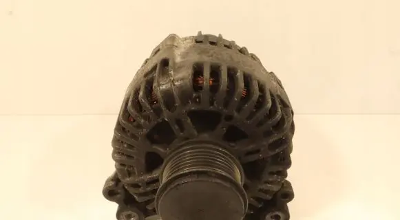 Audi A4 S4 B7 8E 8H Generator/alternator 03F903023H
