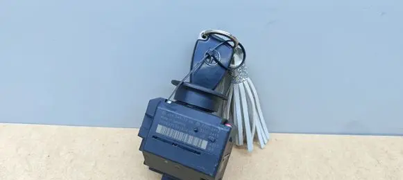 Mercedes-Benz CLK A209 C209 Ignition lock 2095451308