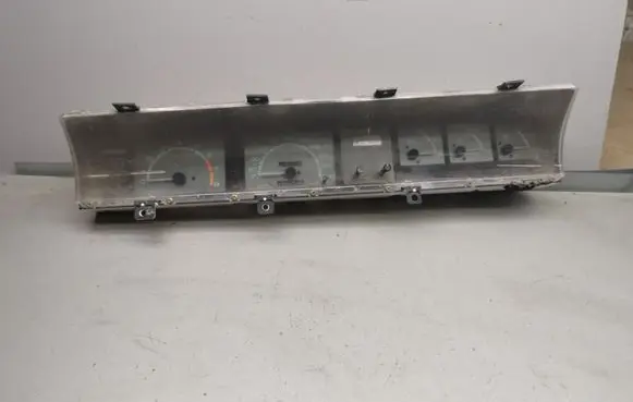 Mazda 929 Speedometer (instrument cluster)