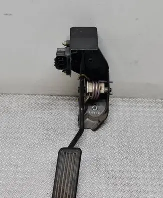 Toyota Corolla Verso AR10 Accelerator throttle pedal 7811135030