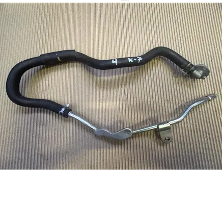 Toyota RAV 4 (XA40) Fuel line/pipe/hose 2WW N47C20A