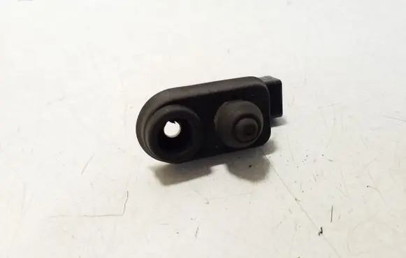Mitsubishi L200 Rear door sensor 8D4C