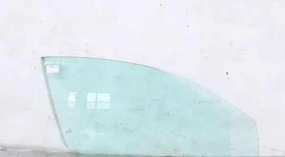 BMW M6 Front door window glass four-door 7009710 51337009710