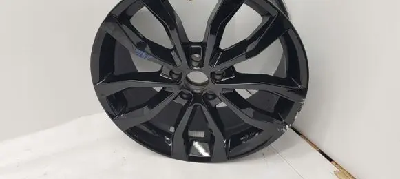 R18 alloy rim