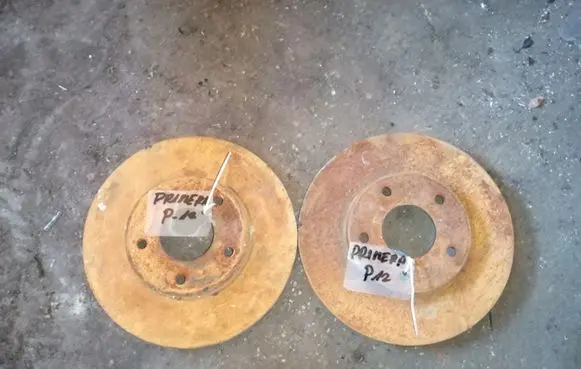 Nissan Primera Front brake disc