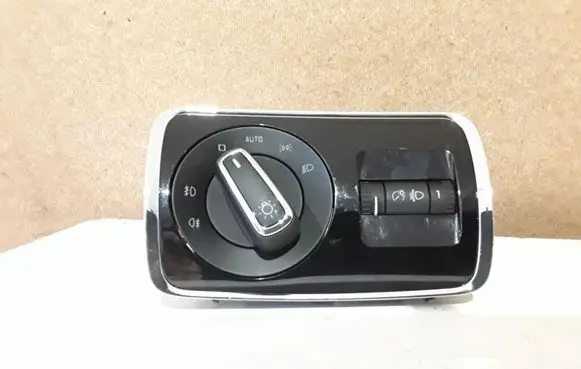 Skoda Superb B6 (3T) Light switch 3T0941431B